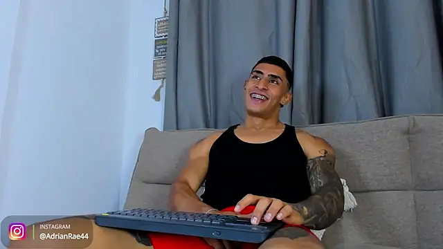 Mr_adrian Webcam show