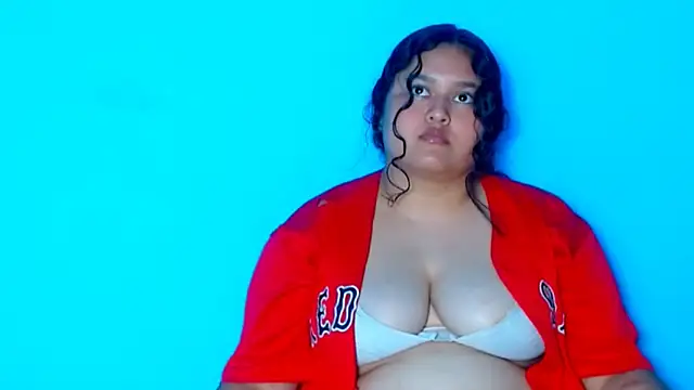 Chat +18 de xxxsarahot250316 ao vivo