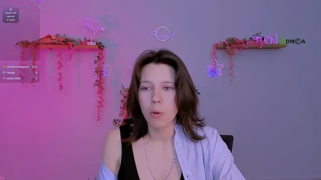 aria_wild_'s Live XXX Chat