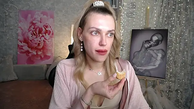 NickyAdamidi Chat XXX in diretta