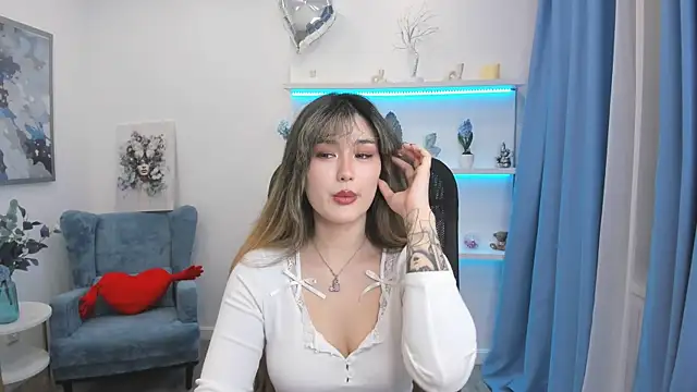 AnneTLi 现场XXX聊天