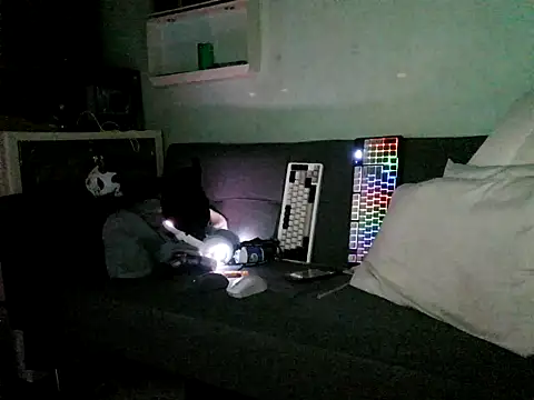 XXX chat uživo modela boyhigh1997