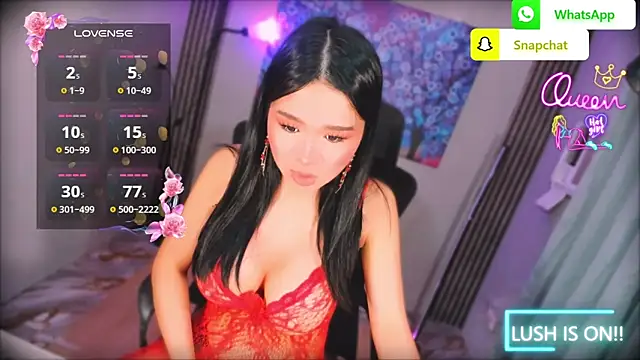 xBigSurpriseLorainex Show Webcam