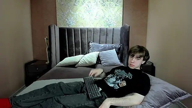 DaveBevy's Live XXX Chat