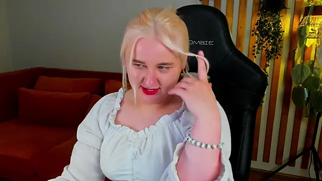 LioraArdyn live XXX chat