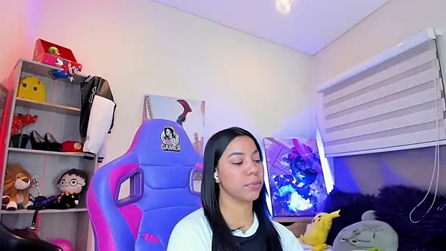 Онлайн чат XXX madelyn_rose_