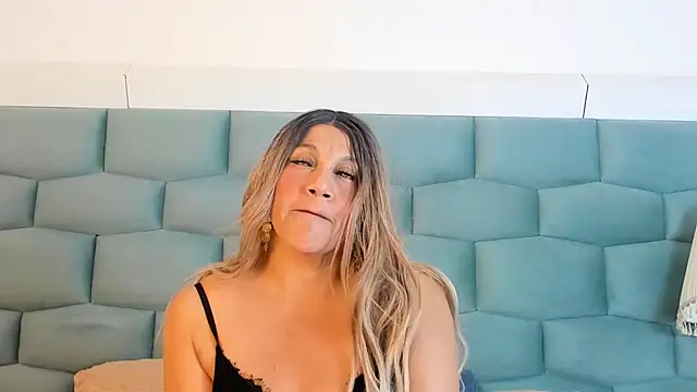 MiaMancini Live XXX-Chat