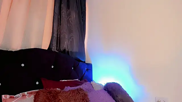 lesly_xx: απευθείας συνομιλία ΧΧΧ