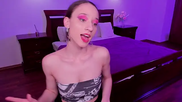 StaceySunny লাইভ XXX চ্যাট