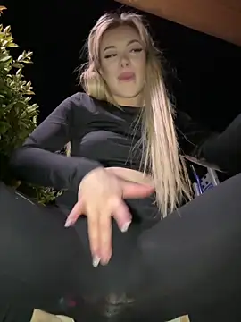 AlyssaFoxx_: απευθείας συνομιλία ΧΧΧ