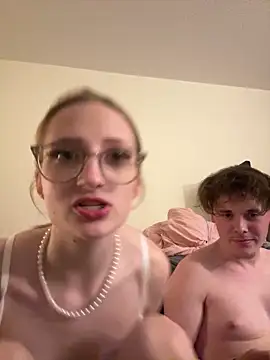 LauraundSteve_'s Webcam Show