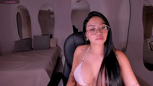 MollyJones_: απευθείας συνομιλία ΧΧΧ