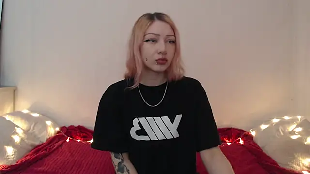 دردشة Emily_hardcore الجنسية المباشرة
