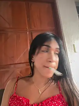 Chat +18 de Ashly_Miller ao vivo