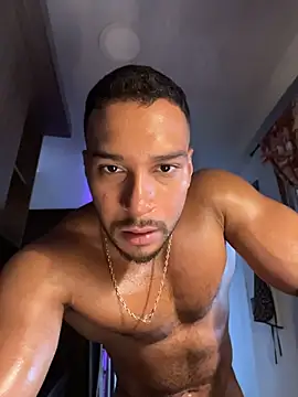 Chatroom XXX en direct de FreszX