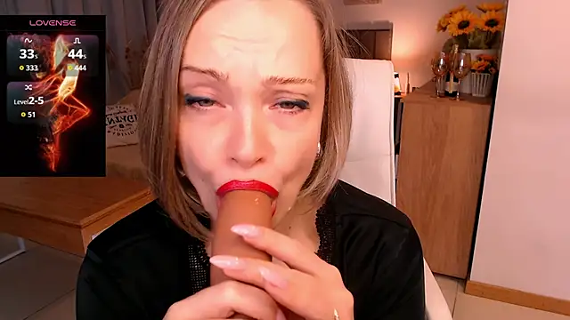 Tilly_Eliot Live XXX-Chat