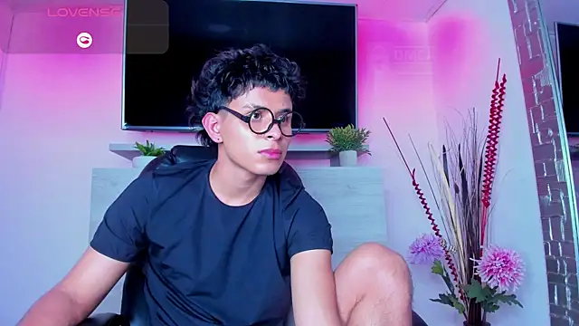 Chat XXX ao vivo de Jhonny-Blake