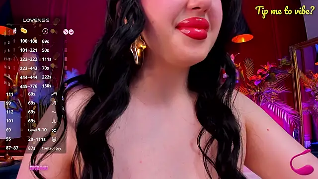 Онлайн чат XXX Mayzzie