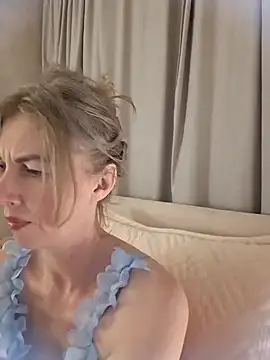 Chat +18 de stellahere8 ao vivo