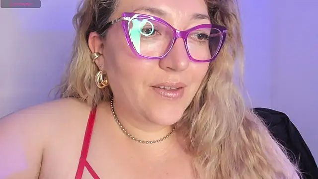 Naty_Mature_'s Live XXX Chat