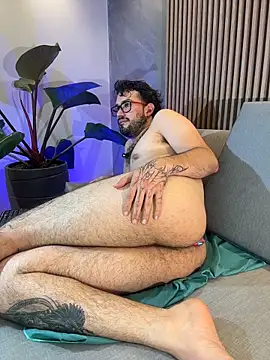 Adrian_SITHのライブXXXチャット