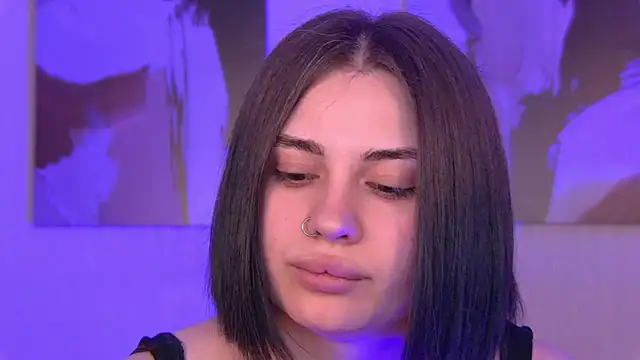AdrianaToress লাইভ XXX চ্যাট
