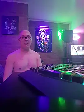 chronic_vibez's Live XXX Chat