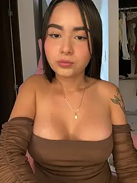 Czat XXX na żywo – jailyncam_