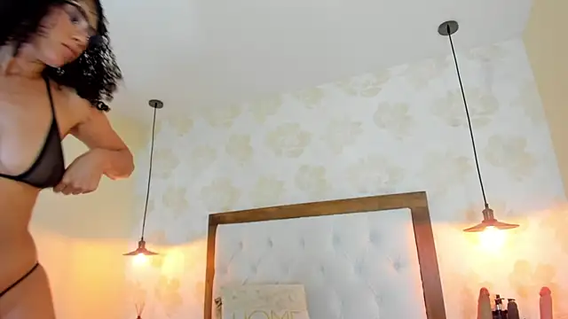IRISCLARK1 Live XXX-chat