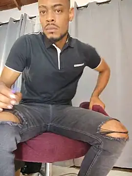 Oliver_bigblack_cock's Webcam Show