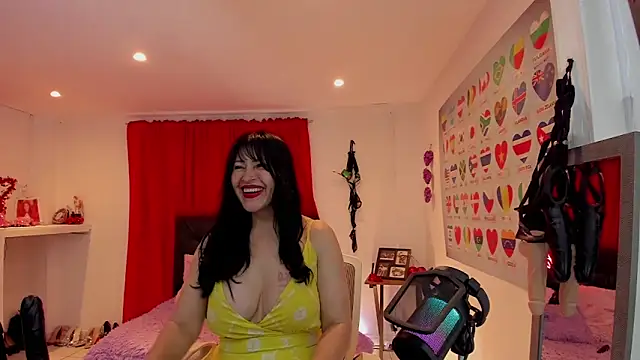 Chat +18 de Sarah_teiku ao vivo