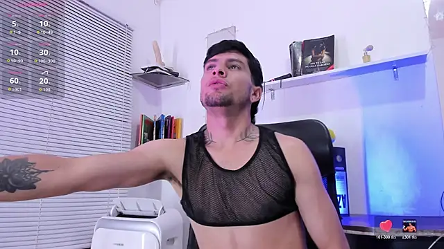 StefanoBigCock: διαδικτυακό σόου στην κάμερα