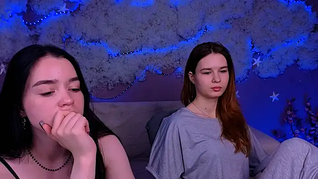 monica_xcx 网络视讯表演