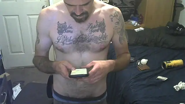 Johnny1991Blunt's Live XXX Chat