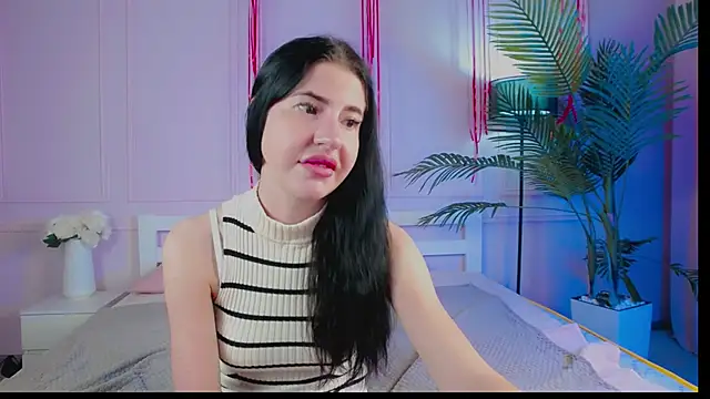 Emily_xoo Adlı Modelin Canlı Sohbet Odası