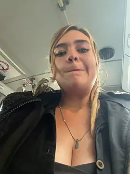 Chatroom XXX en direct de miss_berlyn