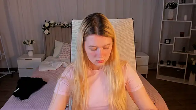 CelestineMauriac Live XXX-chat