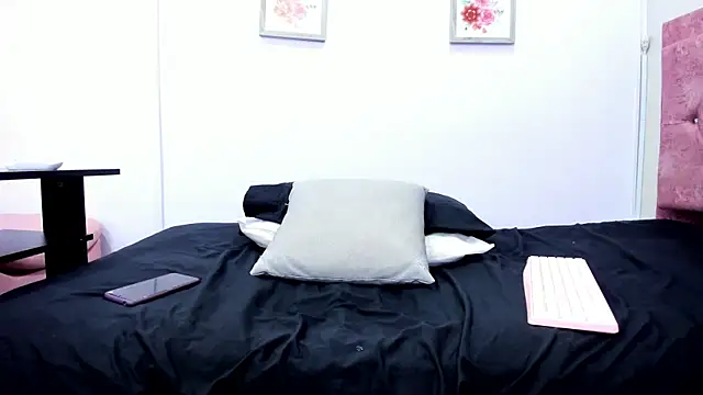 Trinity-presley Chat XXX live