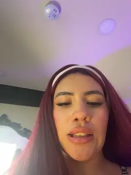 alanna_blaze's Live XXX Chat