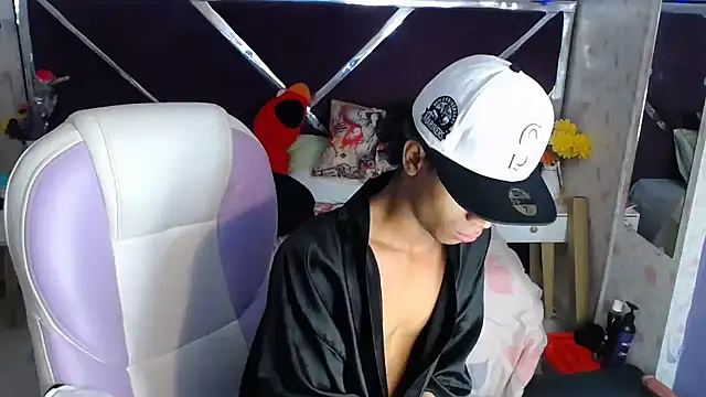 Santy_bigcock_01 网络视讯表演