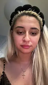 Kylie_One Chat XXX live