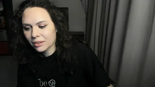MollyCheiz live XXX chat