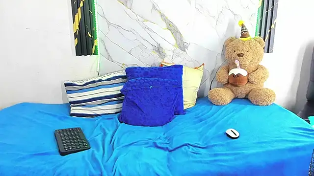 دردشة christopher_Hot الجنسية المباشرة