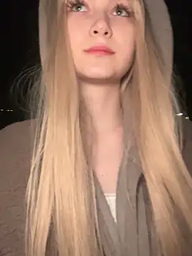 MarlboroWeb Live XXX-Chat