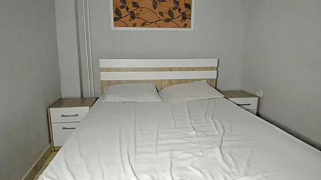 Chat +18 de Rebeka2589 ao vivo