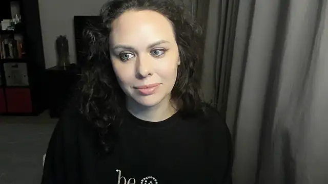 MollyCheiz 现场XXX聊天