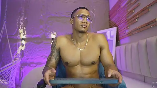 Logan_Varela 라이브 XXX 채팅