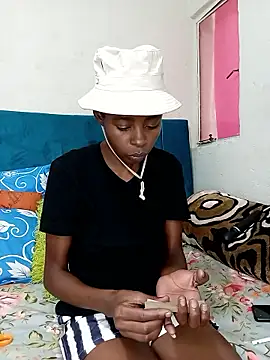 SweetSlenderChoc Live XXX-Chat