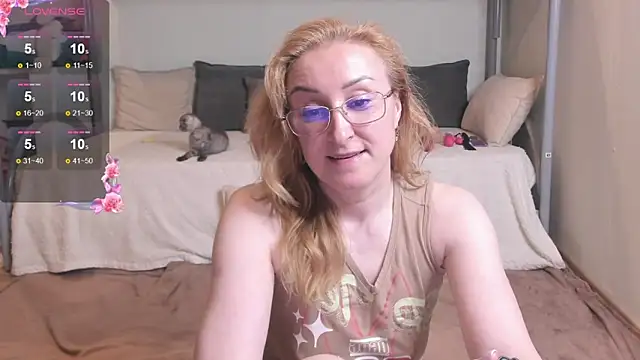 MadissonKiss 现场XXX聊天