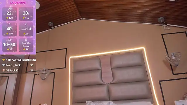 CARLA_FERRERM élő XXX-chatje